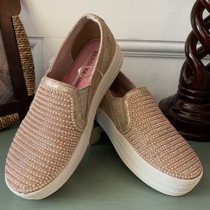 SKECHERS GIRLS- GOLD SPARKLE SLIP ON SNEAKERS EUC -sz 1